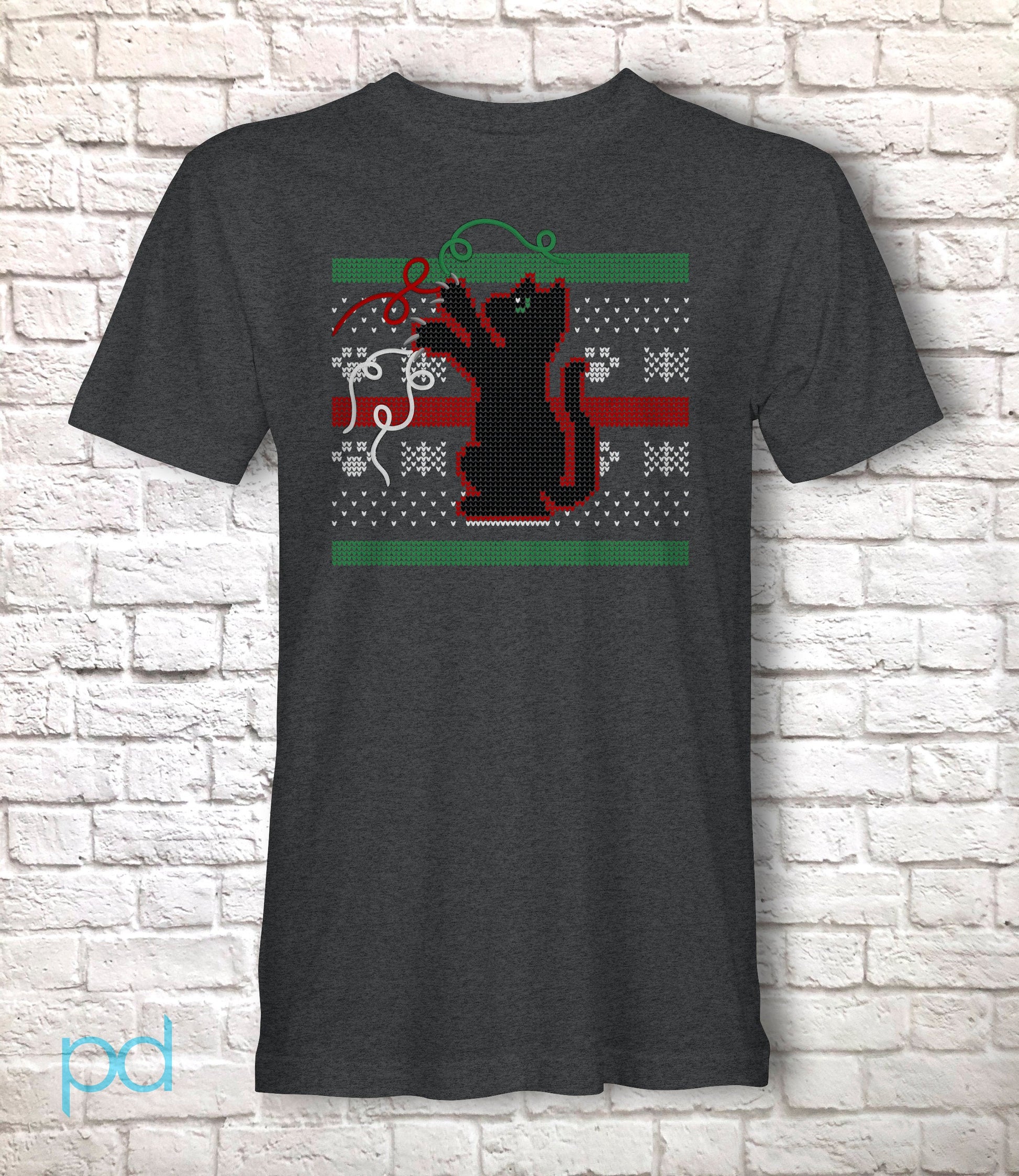 Cute Christmas Cat T-Shirt, Ugly Xmas Sweater Style Kitten Gift Idea, Black Cat Wool Thread & Stitches Graphic Tee Shirt Top